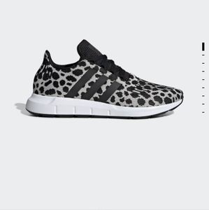 Adidas Swift Run leopard